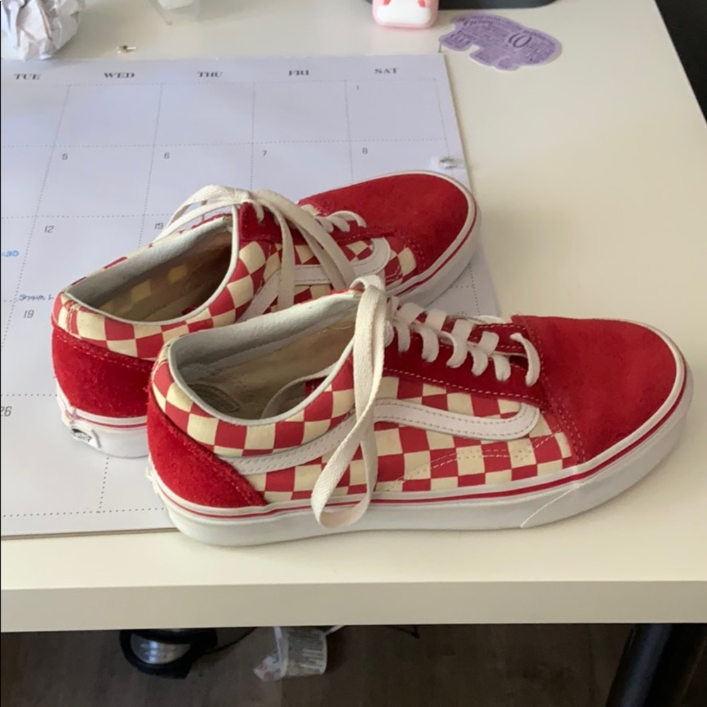 red checkered vans